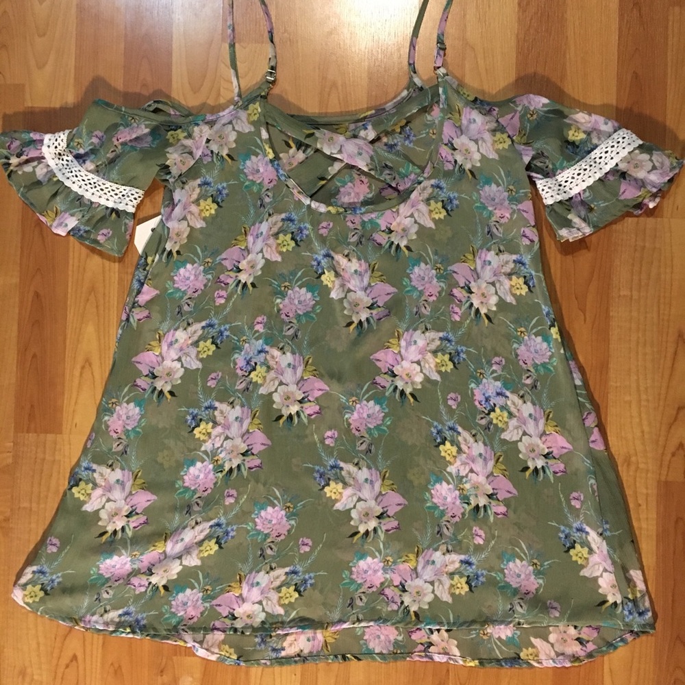 Wonderly Love Letter Cold Shoulder Swim Cover Up - Picture 7 of 8